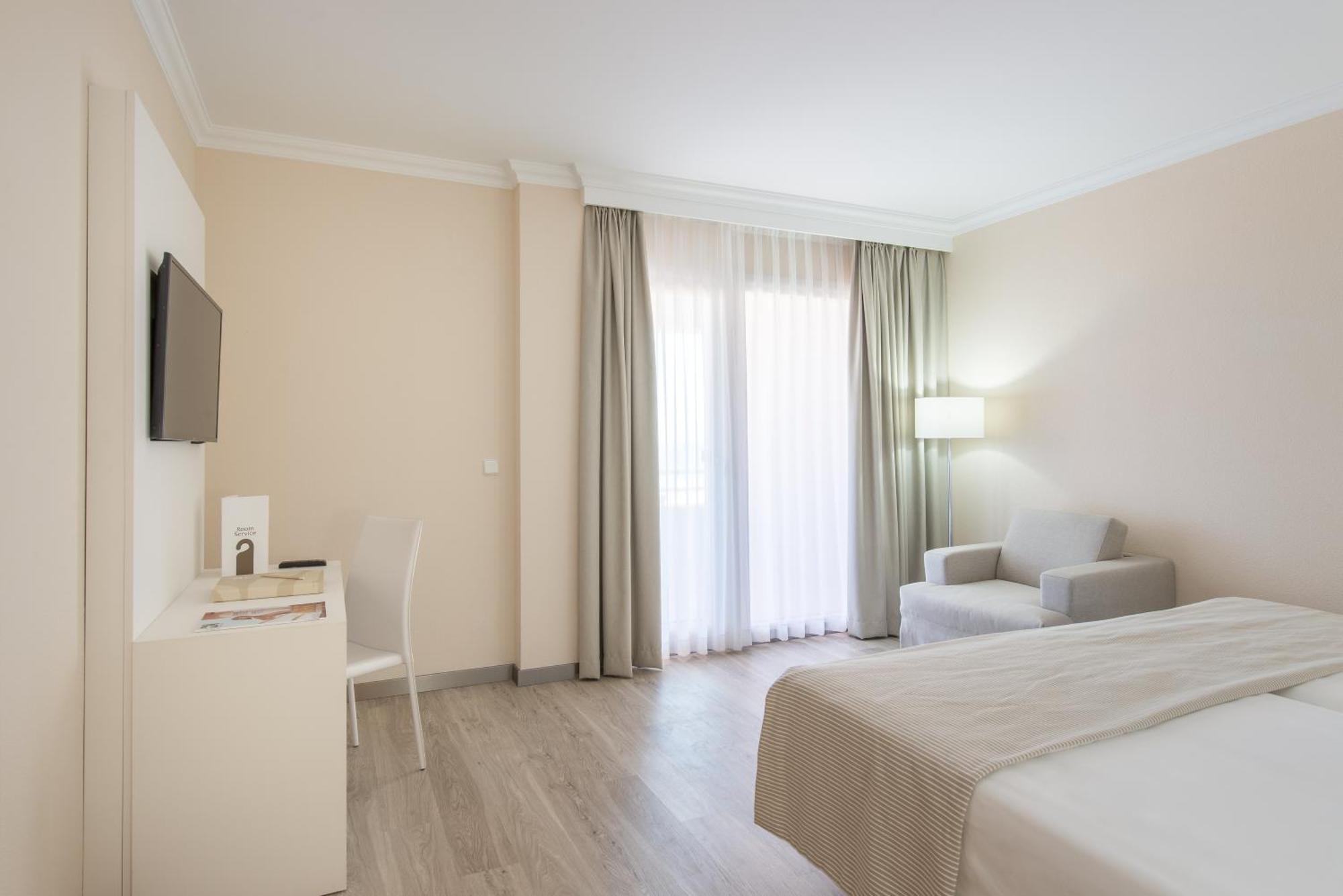 Oliva Nova Beach & Golf Hotel Екстериор снимка